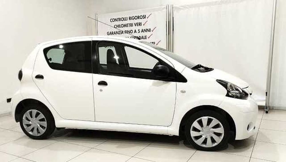 Toyota Aygo usata a Lecce (2)