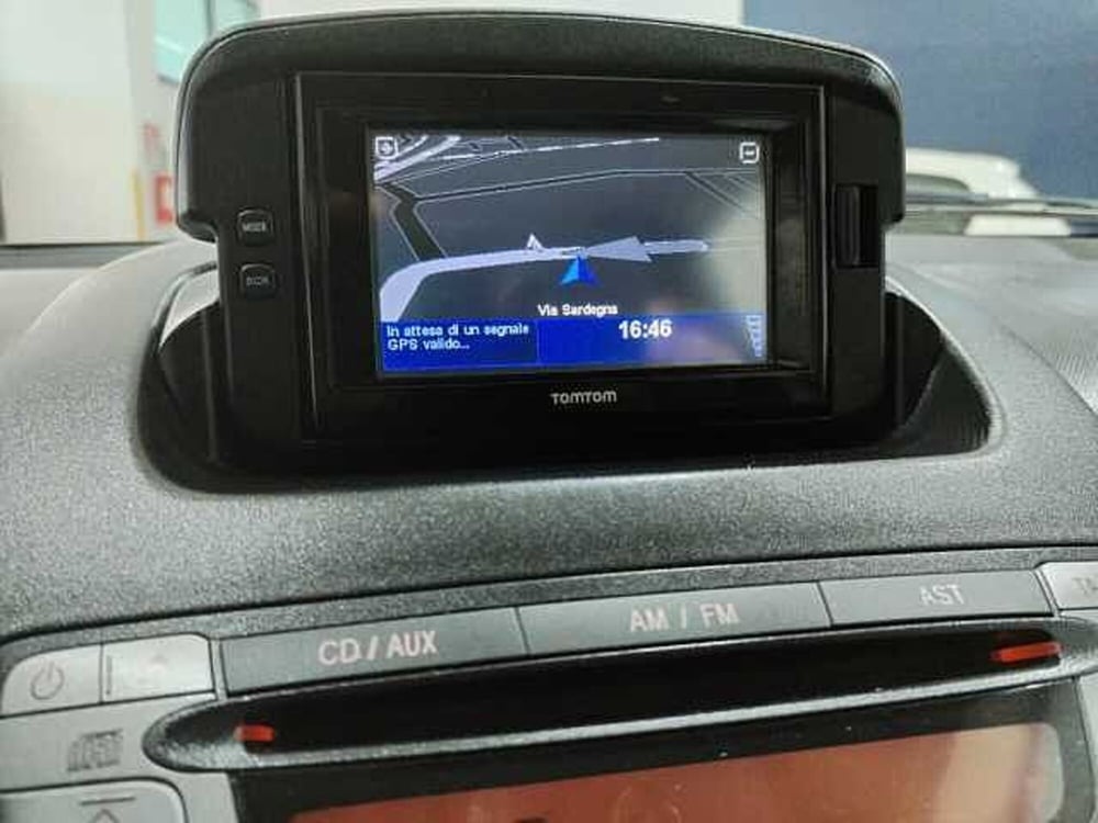 Toyota Aygo usata a Lecce (9)