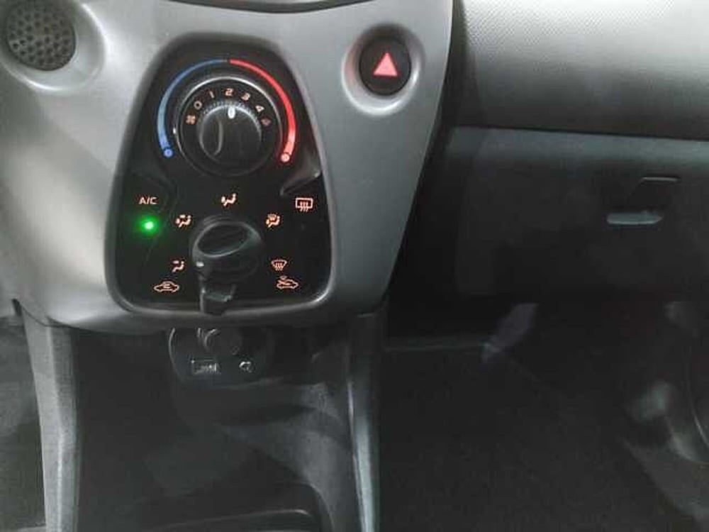 Peugeot 108 usata a Lecce (10)