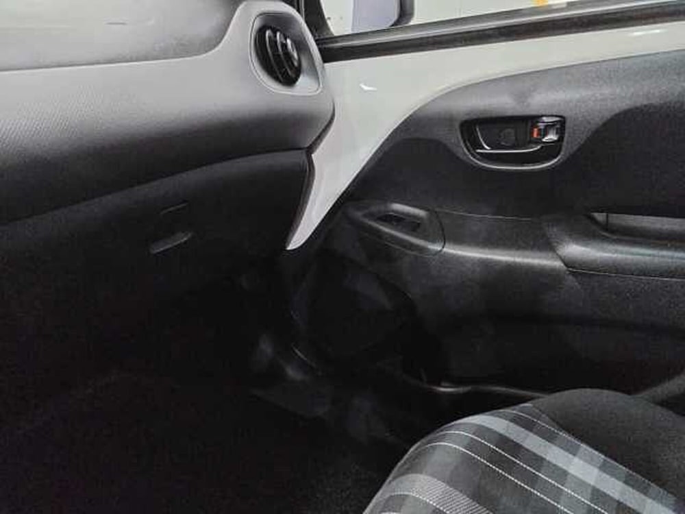 Peugeot 108 usata a Lecce (11)