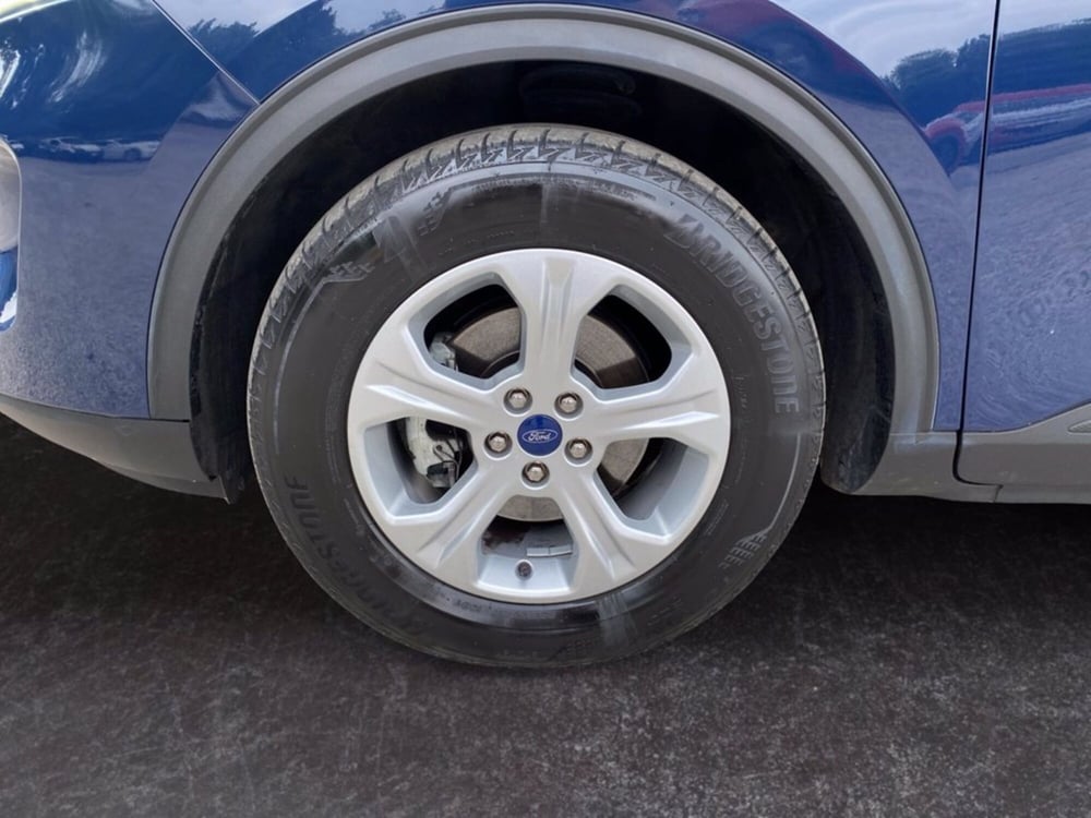 Ford Kuga usata a Milano (16)