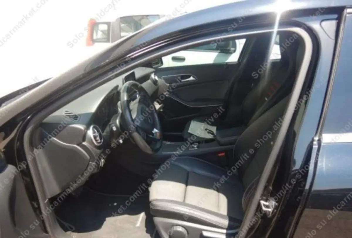 Mercedes-Benz Classe A usata a Lecce (3)