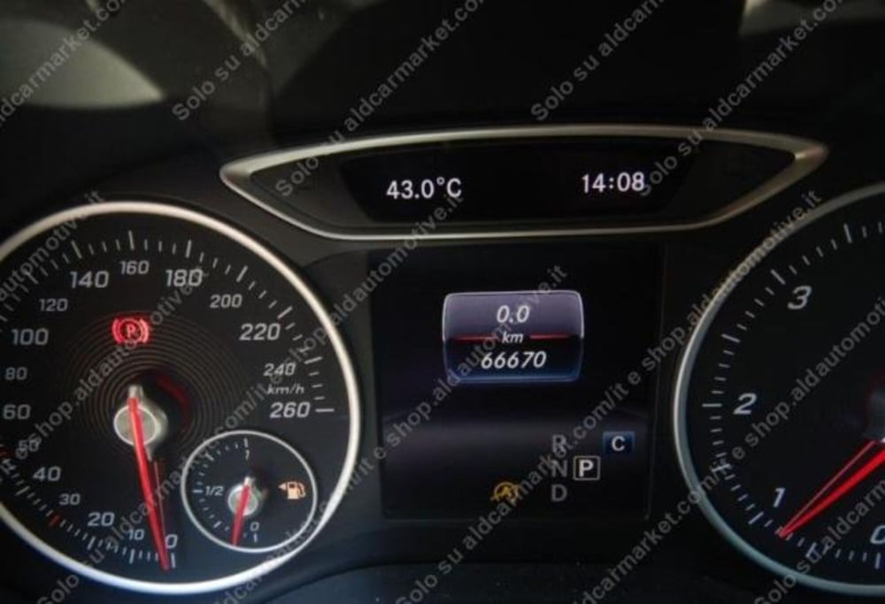 Mercedes-Benz Classe A usata a Lecce (5)