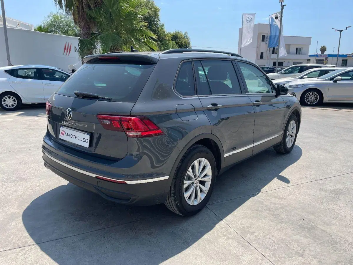 Volkswagen Tiguan usata a Lecce (10)