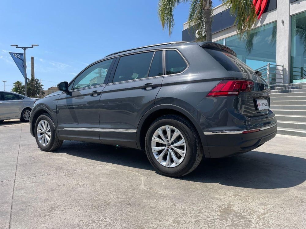 Volkswagen Tiguan usata a Lecce (15)