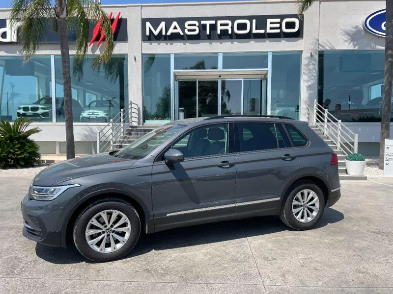Volkswagen Tiguan usata a Lecce (3)