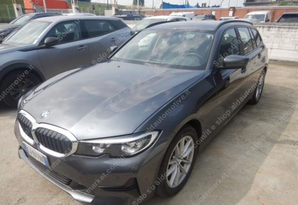 BMW Serie 3 Touring usata a Lecce