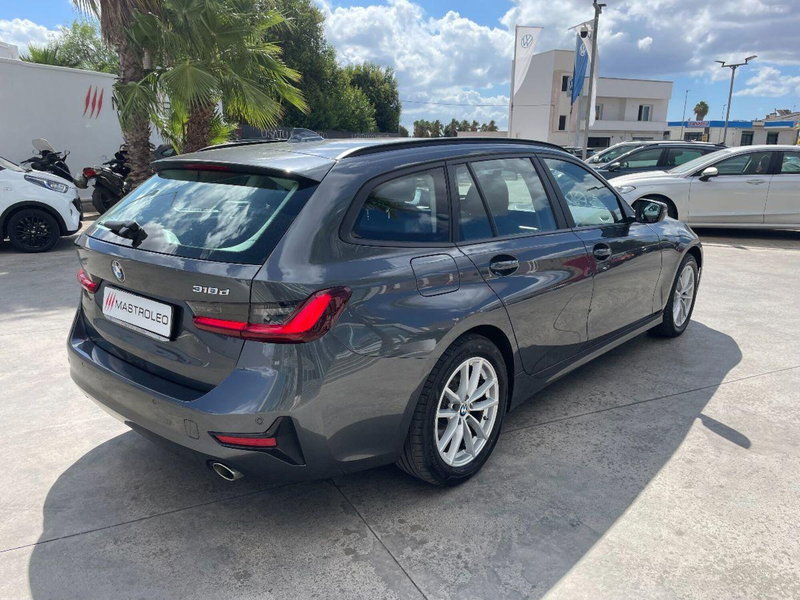 BMW Serie 3 Touring usata a Lecce (11)