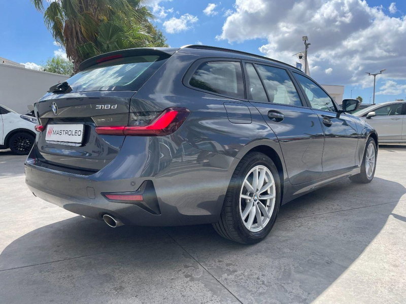 BMW Serie 3 Touring usata a Lecce (12)