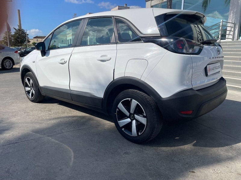 Opel Crossland usata a Lecce (16)