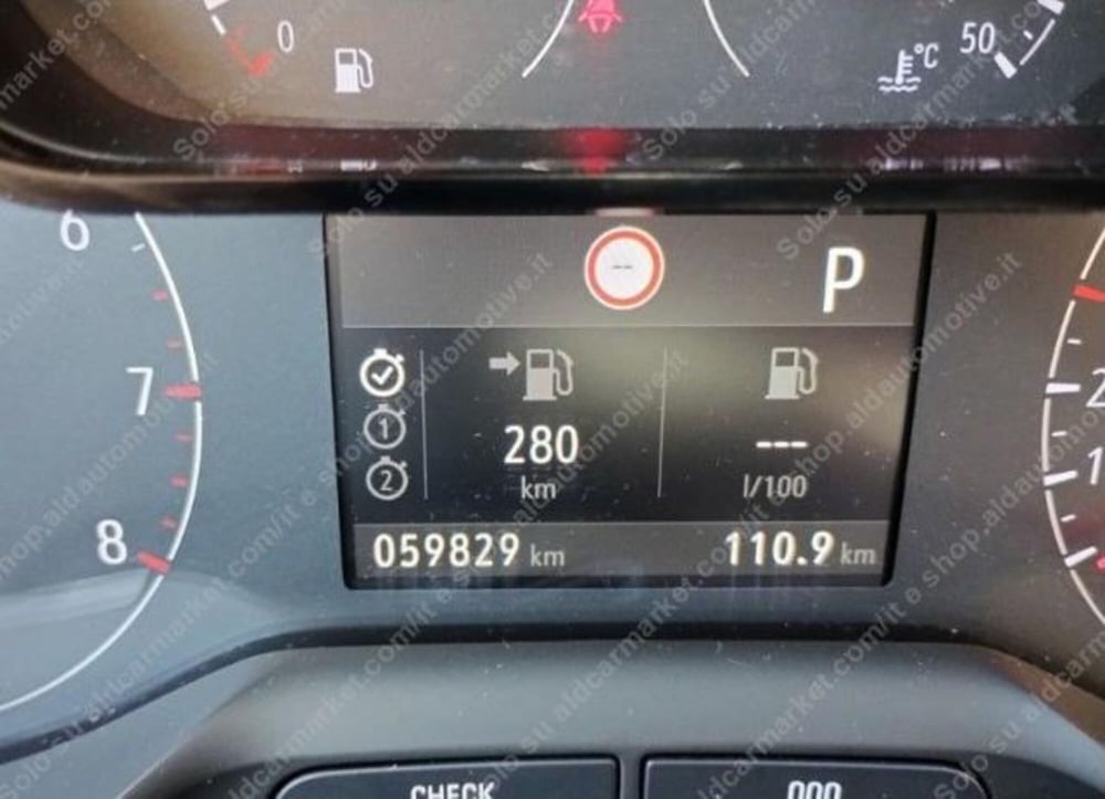 Opel Crossland usata a Lecce (6)