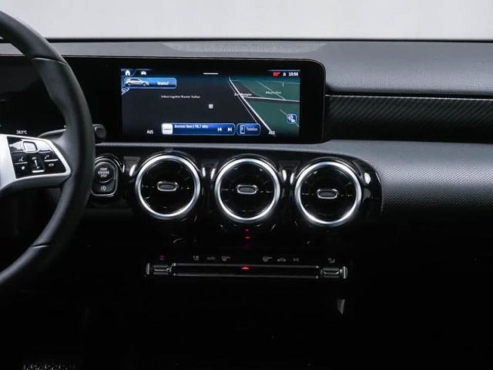 Mercedes-Benz Classe A usata a Milano (7)