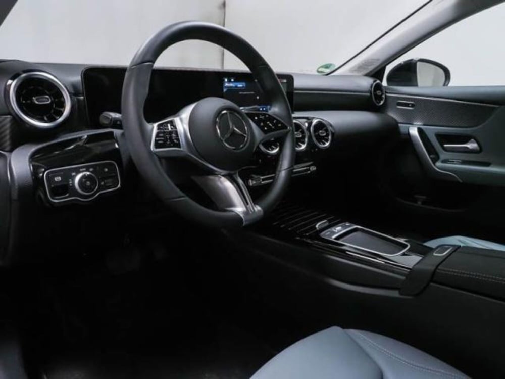 Mercedes-Benz Classe A usata a Milano (6)
