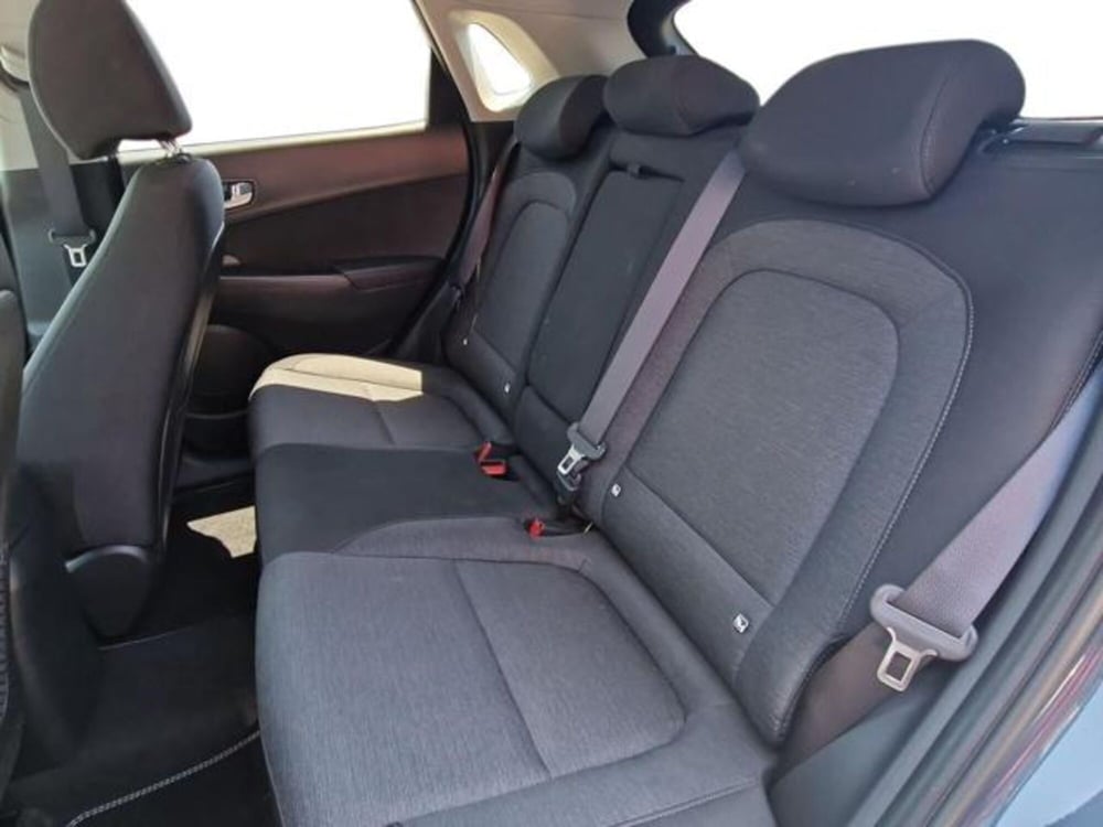 Hyundai Kona usata a Salerno (15)