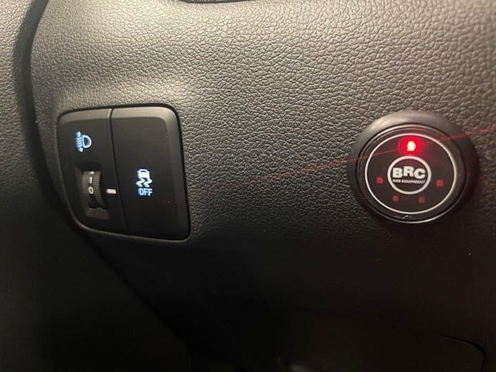 Hyundai i10 usata a Alessandria (16)