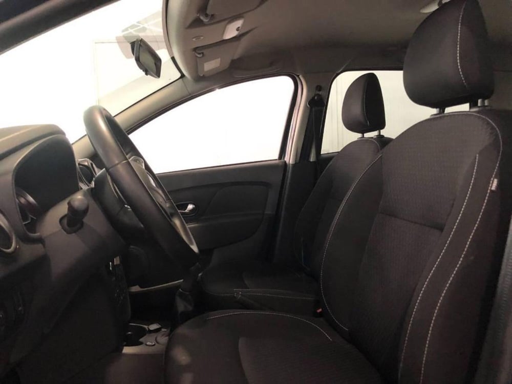 Dacia Logan usata a Torino (11)