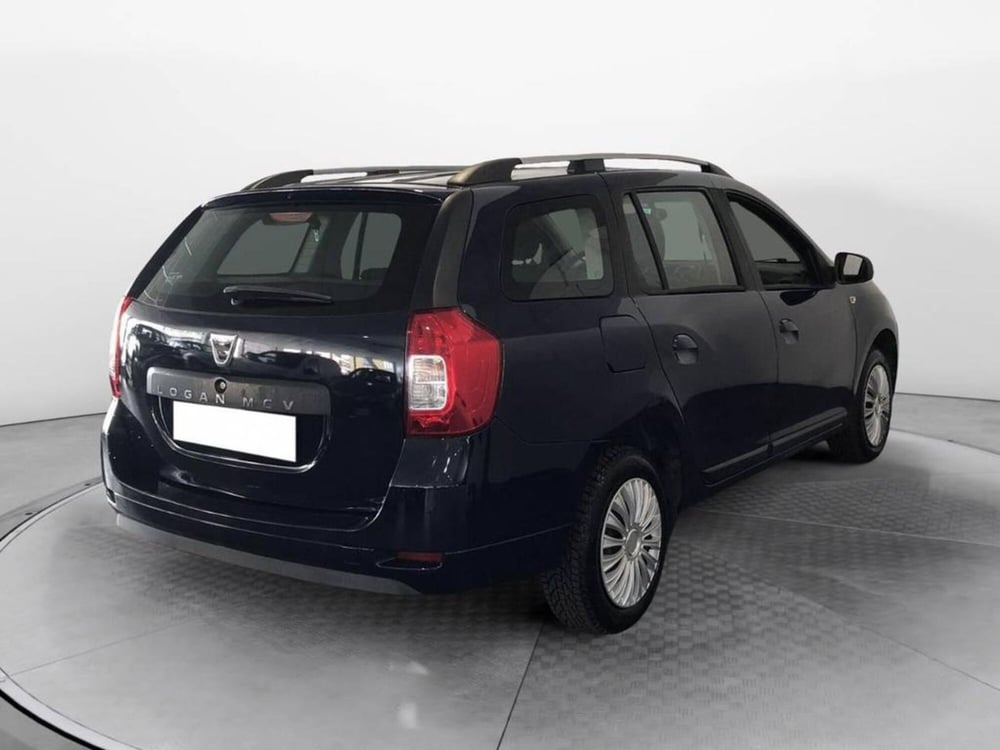 Dacia Logan usata a Torino (4)