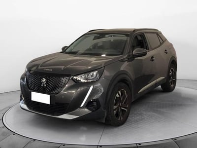 Peugeot 2008 1.2 puretech Active s&amp;s 100cv del 2021 usata a Torino