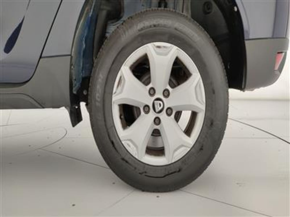 Dacia Duster usata a Bari (12)