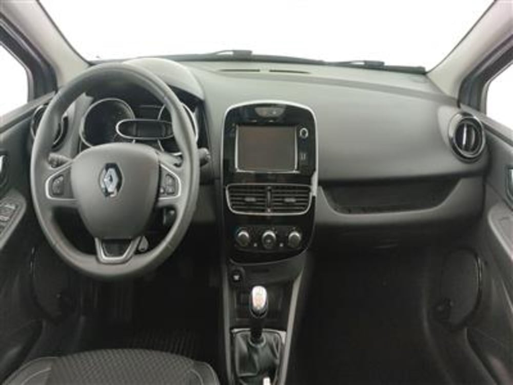 Renault Clio Sporter usata a Bari (15)