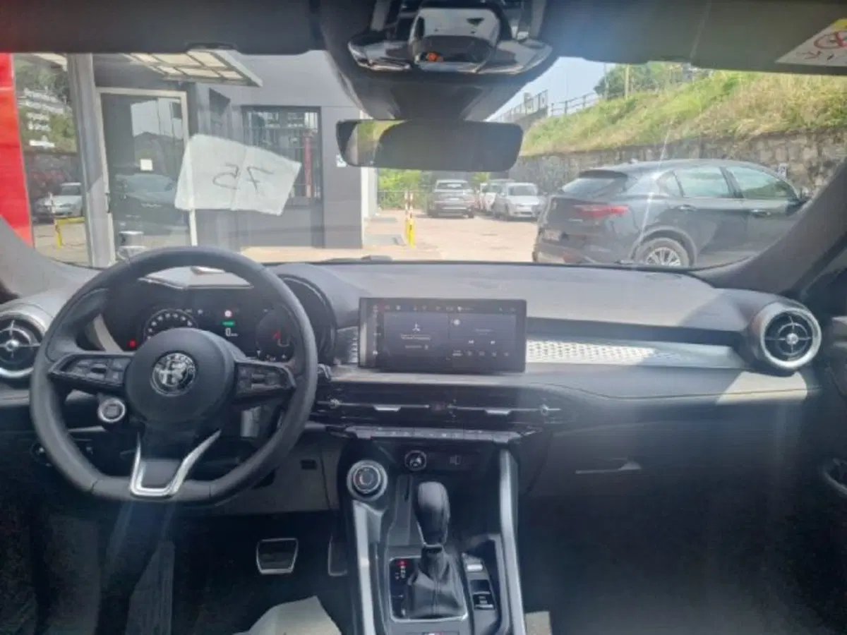 Alfa Romeo Tonale nuova a Monza e Brianza (8)