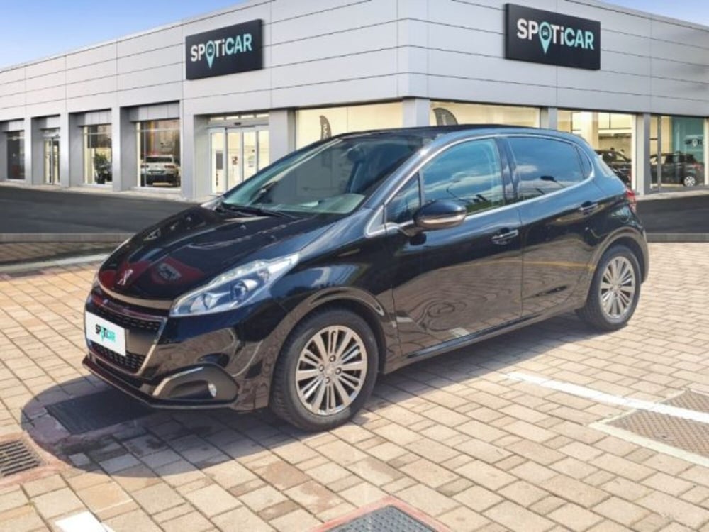 Peugeot 208 nuova a Monza e Brianza