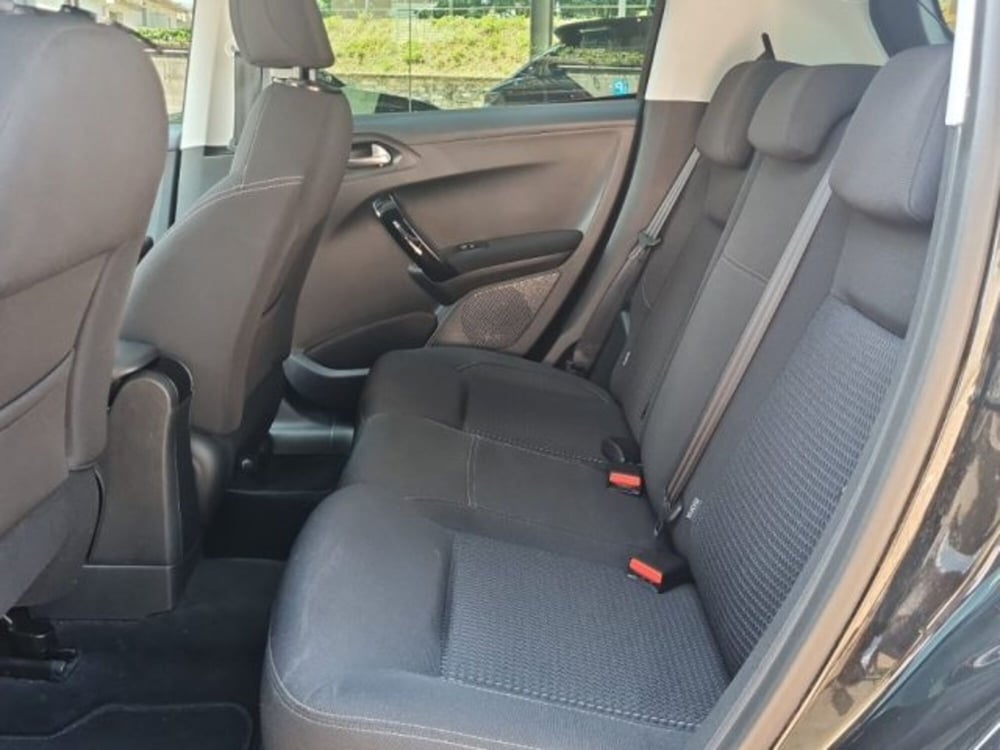 Peugeot 208 nuova a Monza e Brianza (10)