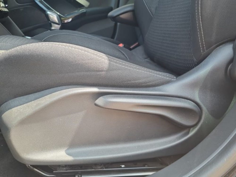 Peugeot 208 nuova a Monza e Brianza (20)