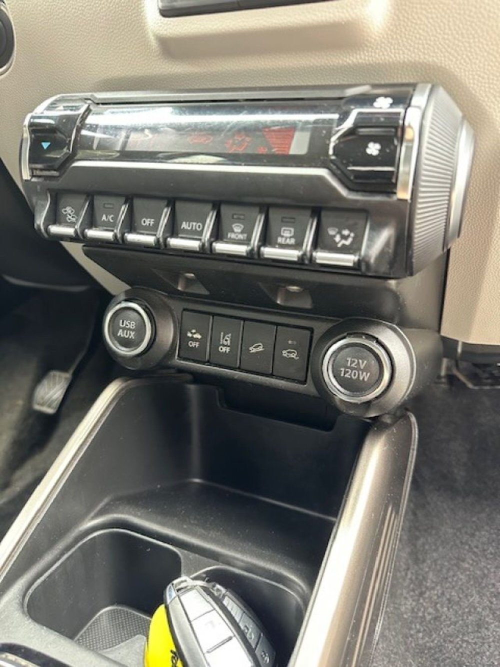 Suzuki Ignis usata a Novara (6)