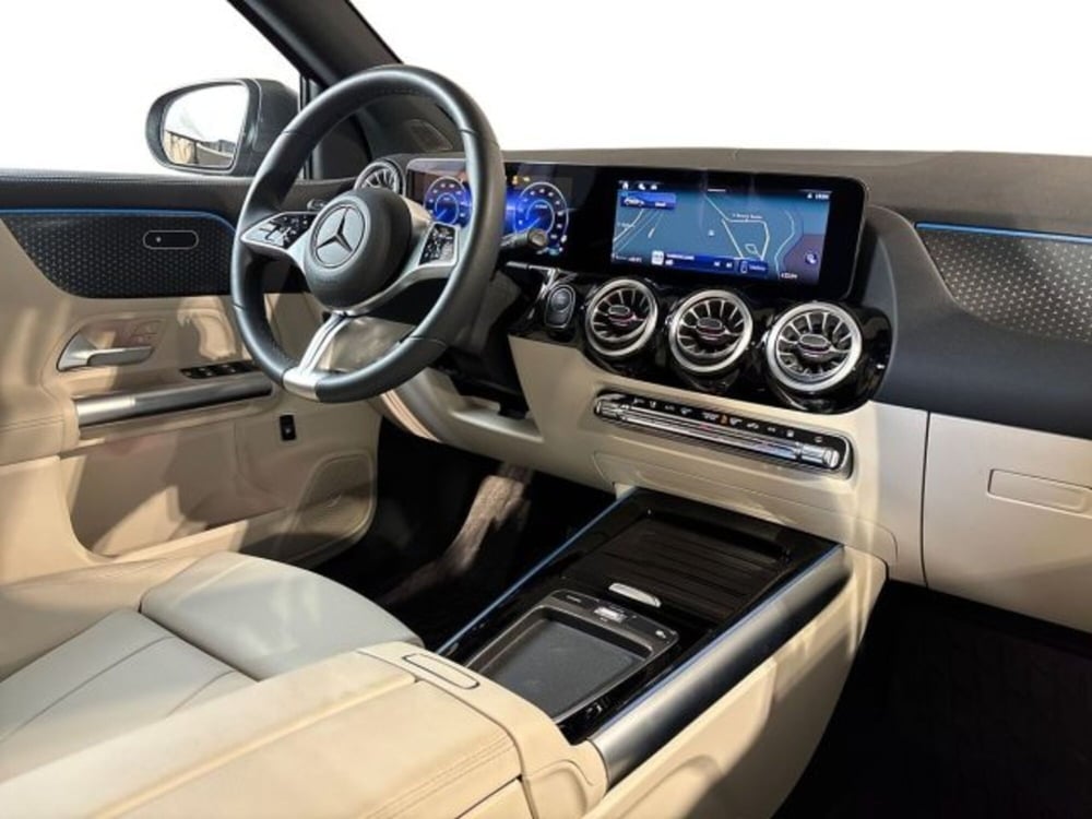 Mercedes-Benz EQA usata a Bologna (15)