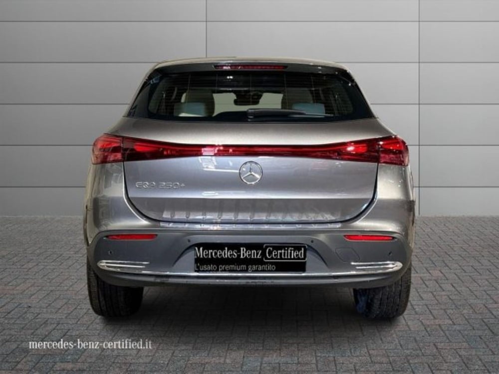 Mercedes-Benz EQA usata a Bologna (4)