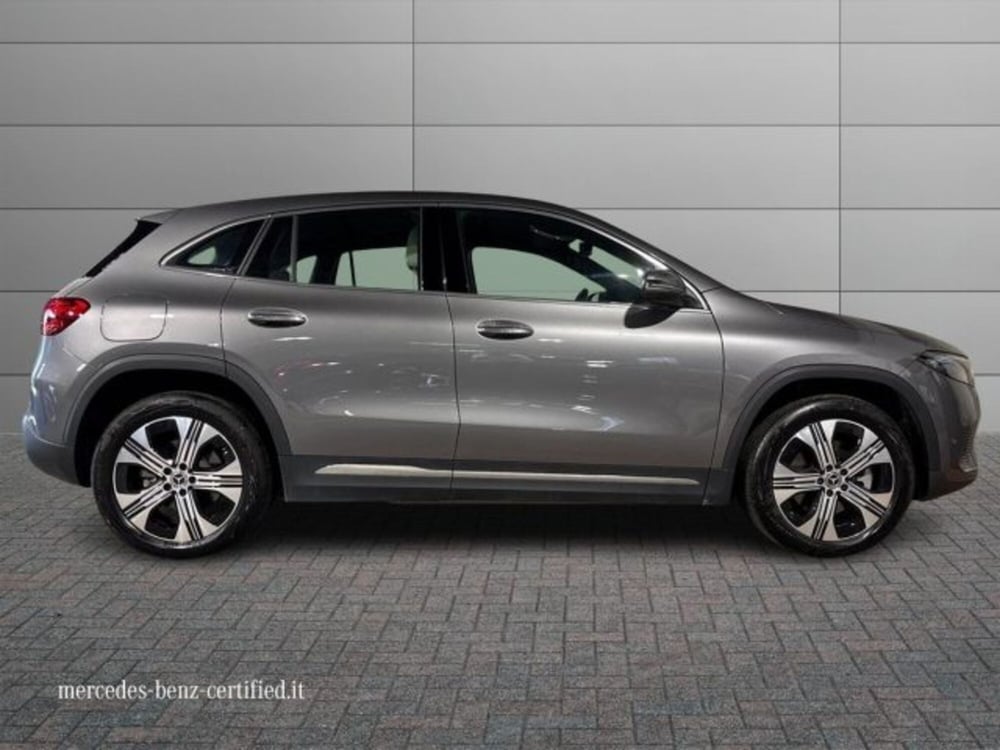Mercedes-Benz EQA usata a Bologna (5)