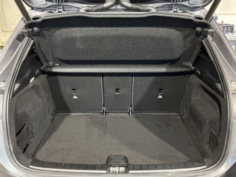 Mercedes-Benz GLA SUV usata a Bologna (8)