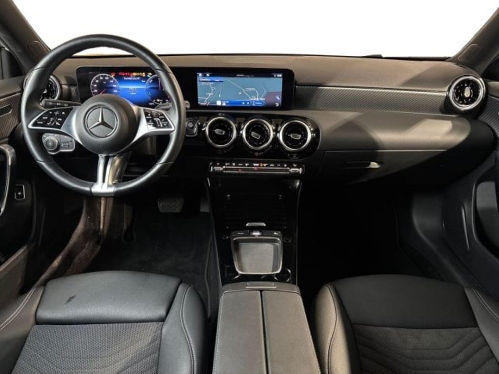 Mercedes-Benz Classe A Sedan usata a Bologna (9)