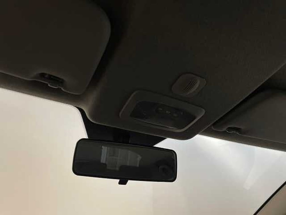 Lancia Ypsilon usata a Ravenna (15)