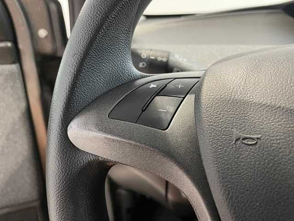 Lancia Ypsilon usata a Ravenna (16)
