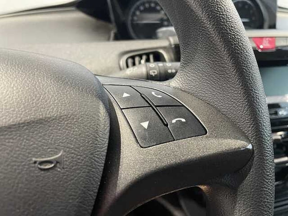 Lancia Ypsilon usata a Ravenna (17)