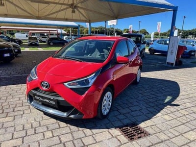 Toyota Aygo 1.0 VVT-i 69 CV 5 porte x-clusiv del 2019 usata a Roma