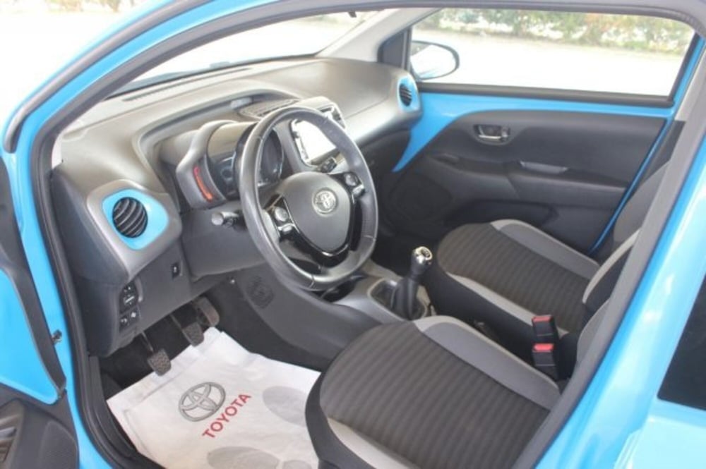 Toyota Aygo usata a Roma (12)