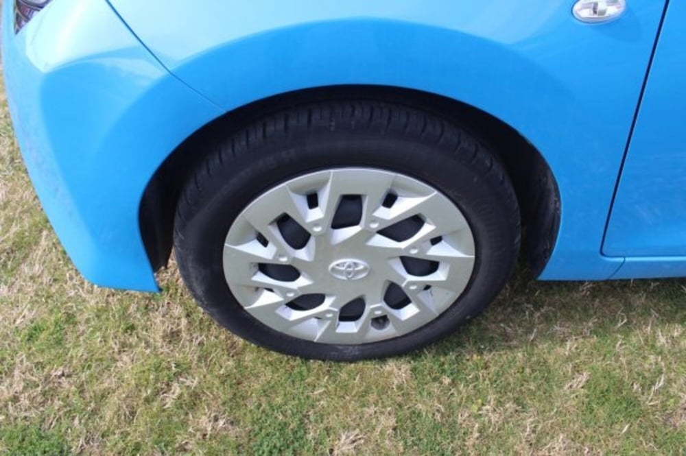 Toyota Aygo usata a Roma (15)
