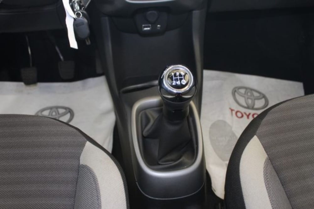 Toyota Aygo usata a Roma (16)