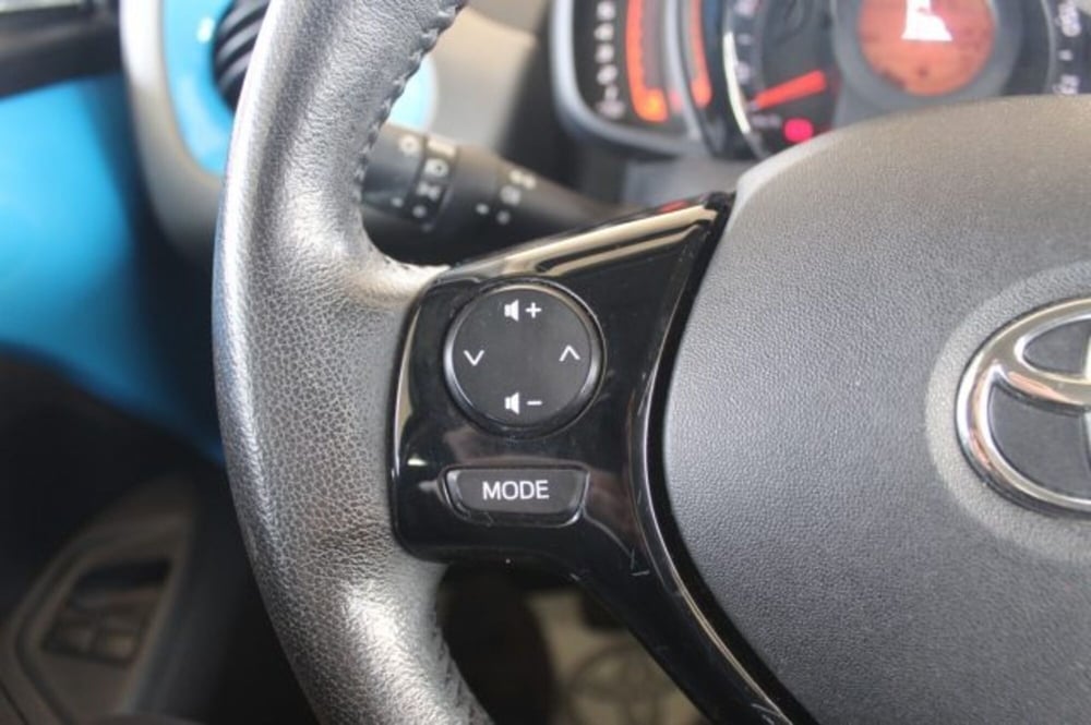 Toyota Aygo usata a Roma (20)