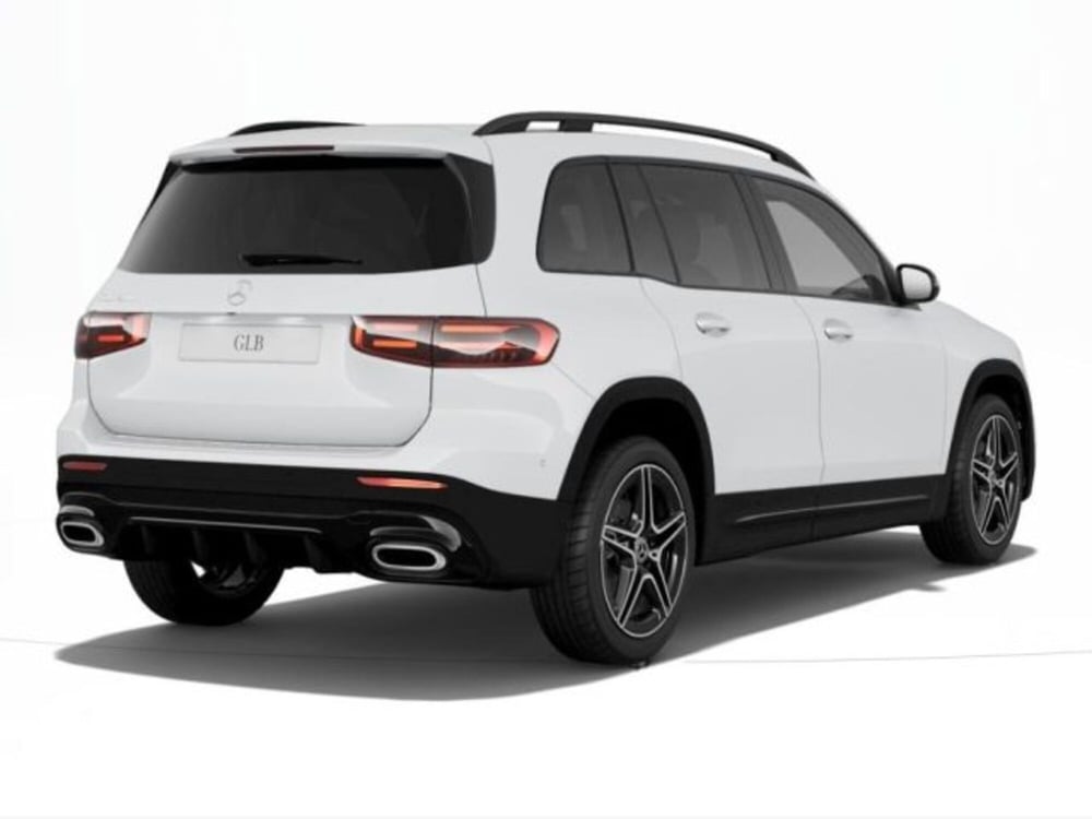 Mercedes-Benz GLB nuova a Verona (2)