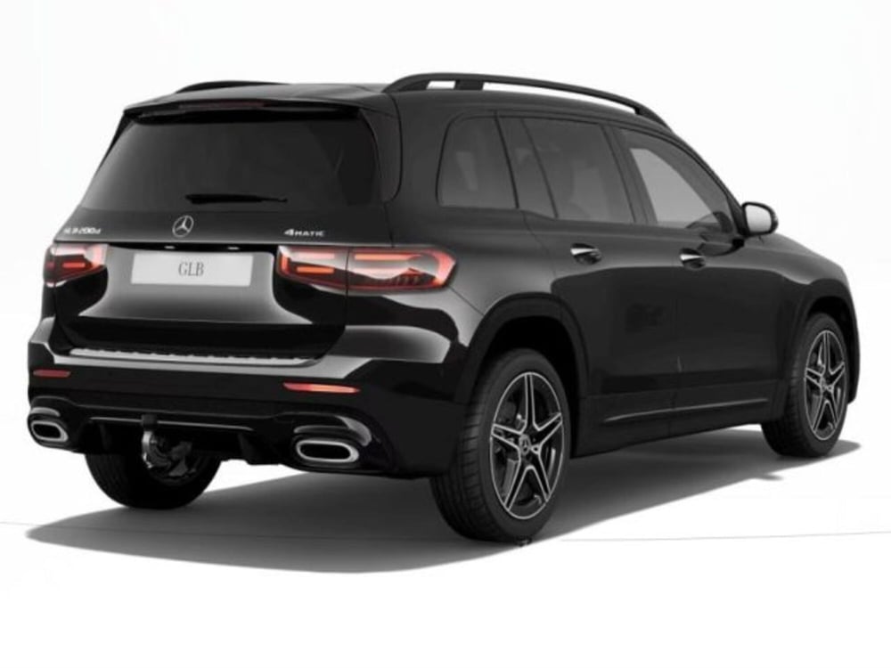 Mercedes-Benz GLB nuova a Verona (2)