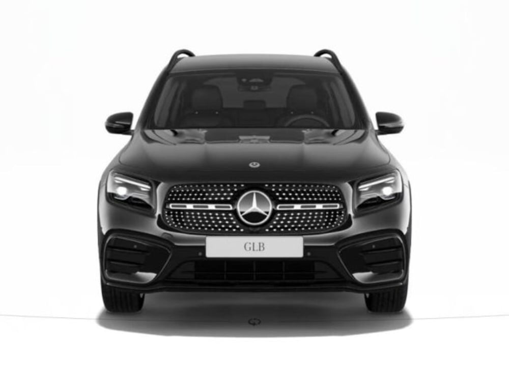 Mercedes-Benz GLB nuova a Verona (3)