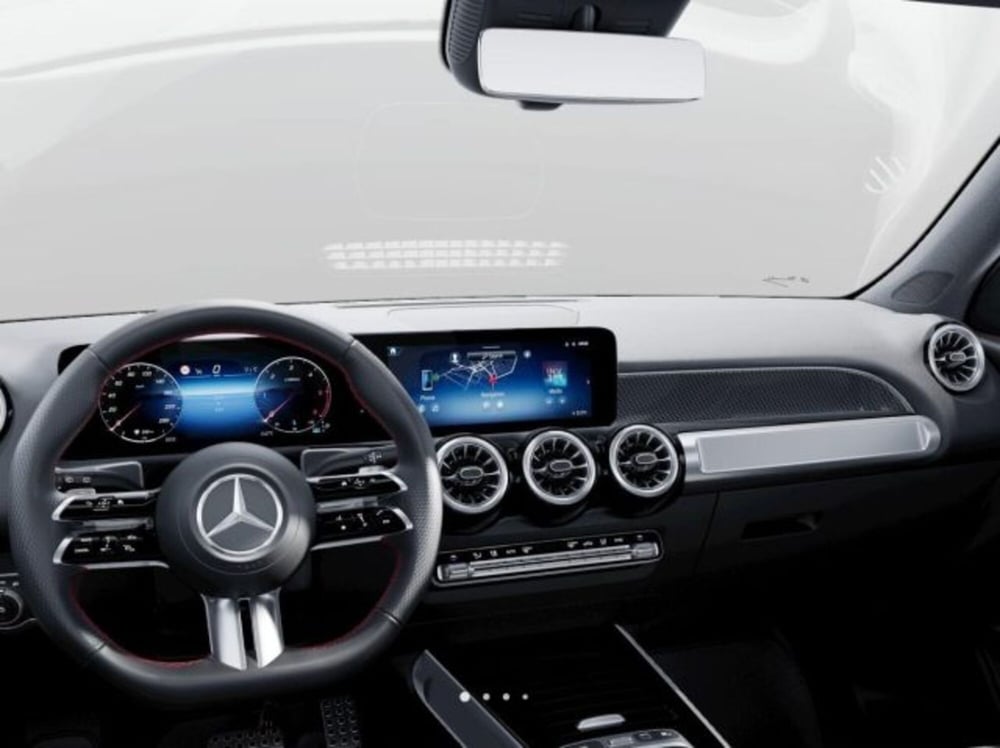 Mercedes-Benz GLB nuova a Verona (5)