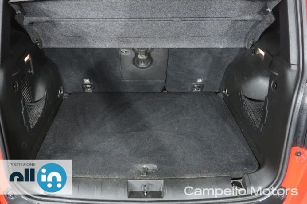 Jeep Renegade usata a Venezia (18)