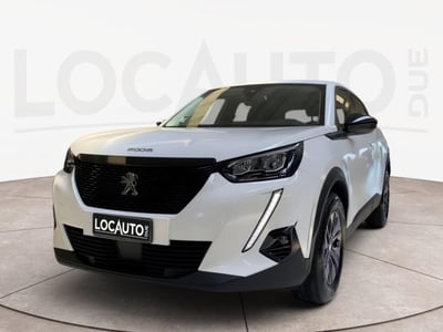 Peugeot 2008 1.2 puretech Active s&amp;s 100cv del 2022 usata a Torino