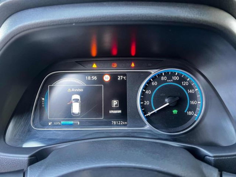 Nissan Leaf usata a Sassari (12)