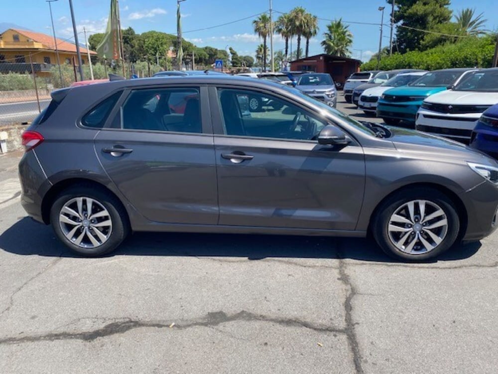 Hyundai i30 usata a Catania (3)
